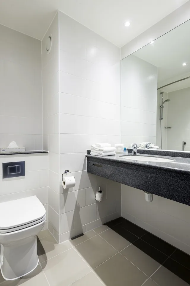 غرفة قياسية بسريرين مزدوجين، Holiday Inn London Sutton 6/9