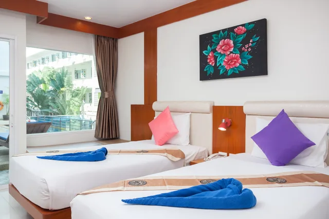 غرفة ديلوكس بسرير مزدوج أو سريرين منفصلين بإطلالة على المسبح، Baumancasa Beach Resort 3/5