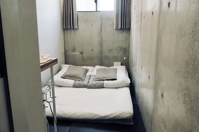 غرفة يابانية بفراش فوتون وسرير مزدوج، Kangaroo Hotel 1/2