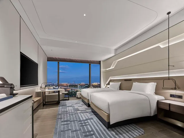 غرفة بسريرين منفصلين، Hilton Shanghai Hongqiao International Airport 6/9