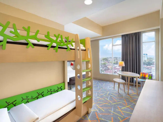Family, King and Bunk Bed, Ibis Styles Malang 6/17