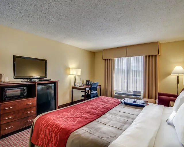 جناح مع أريكة، Comfort Inn and Suites Hillsville I-77 1/5