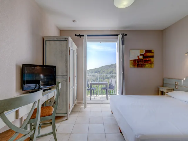غرفة مزدوجة بشرفة، Residence Le Domaine de Camiole - Vacanceole 3/5
