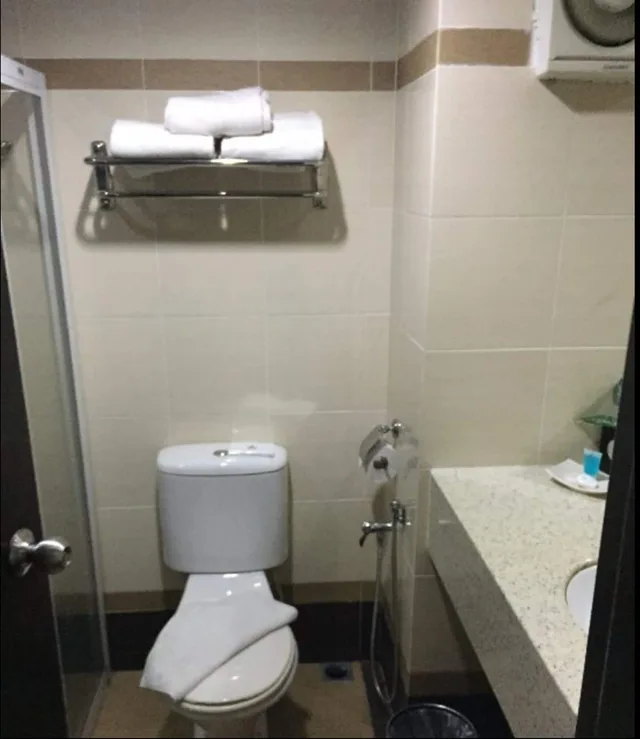 غرفة عائلية بسرير كوين وسرير فردي، Hotel Seri Malaysia Kangar 4/4