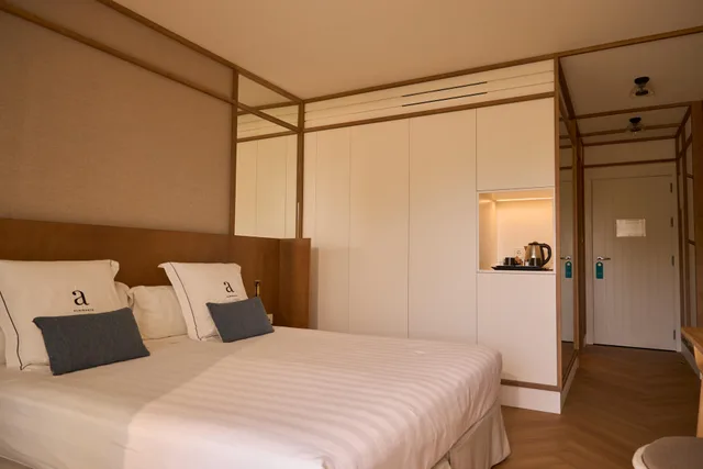 غرفة بريميوم مفردة، Almirante Hotel 1/2