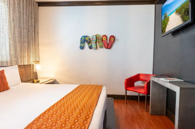 غرفة قياسية بسرير كوين لذوي الإعاقة، Hotel Chelsea 3/8