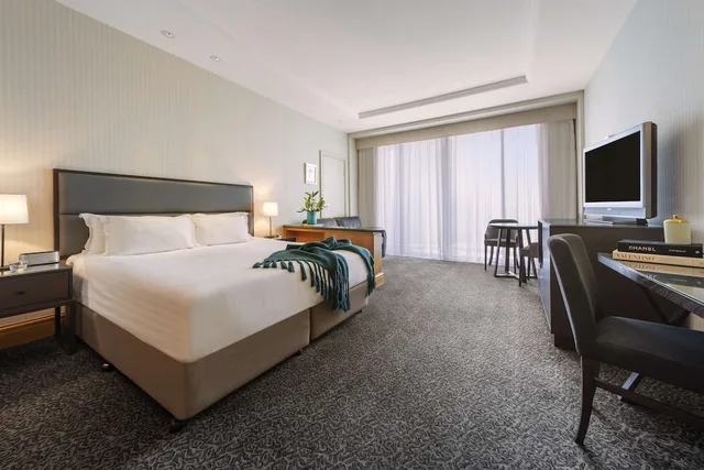 Oaks Gold Coast Hotel, Surfers Paradise, Gold Coast 23/75