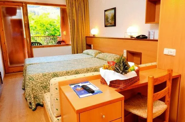 غرفة ثلاثية بسرير مزدوج، Evenia Monte Alba Hotel 3/10