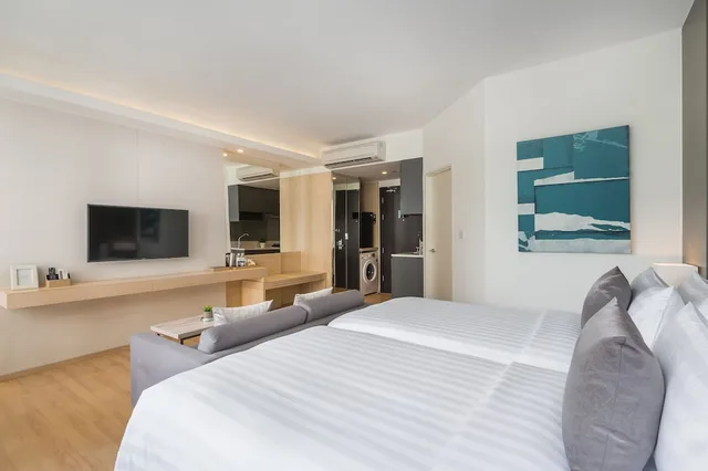 غرفة ديلوكس بسريرين منفصلين بإطلالة على المسبح، Arden Hotel And Residence 3/5