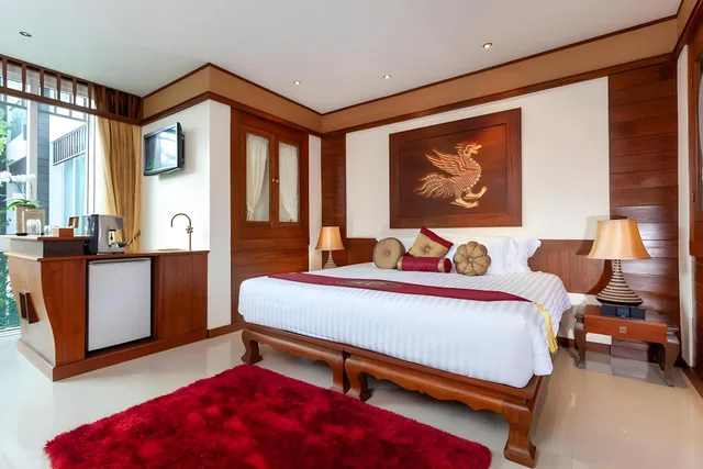 غرفة جونيور بسرير كينج، Kodchasri Thani Hotel Chiangmai 1/2