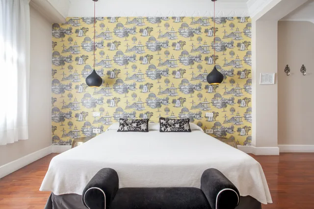 Superior, King Bed, B And B Hi Valencia Boutique 10/10