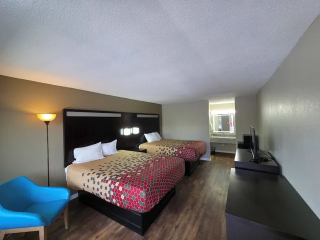 غرفة قياسية بسريرين مزدوجين، Econo Lodge Lavonia, GA 2/5
