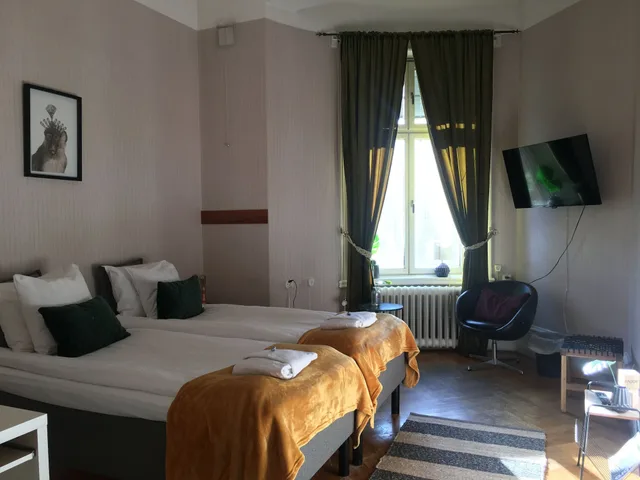 غرفة اقتصادية بسرير مزدوج بحمام مشترك، Morris Hotel 1/2