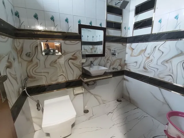 غرفة عائلية بسريرين كوين، Muskan Hotel 4/4