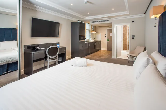 استوديو بسريرين كينج بمطبخ صغير، Spark by Hilton London Chiswick 2/3