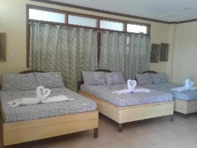 جناح عائلي بسريرين كوين، Panglao Kalikasan Dive Resort 2/4