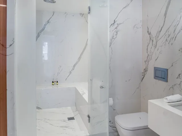 غرفة بسرير كينج، 33 Hotel, New York City, Seaport 4/5