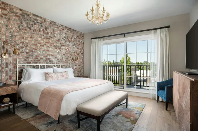 Signature, Courtyard, King Bed, Downtown View، Paso Robles Inn 1/3