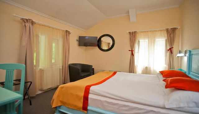 جناح بغرفتي نوم، Bastion Hotel 4/10