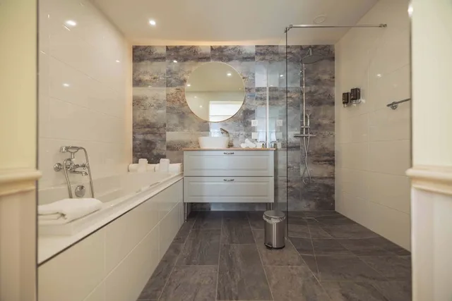 جناح جونيور بسريرين منفصلين بإطلالة على الجبل مع أريكة، Hotel Regina Wengen 6/7