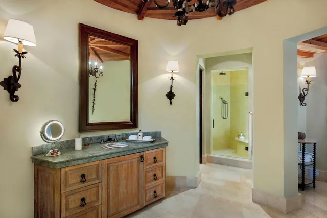 Private Home, 4 Bedrooms, 2 King Beds, 4 Queen Beds, Panoramic Marina View، Waldorf Astoria Los Cabos Pedregal 4/4
