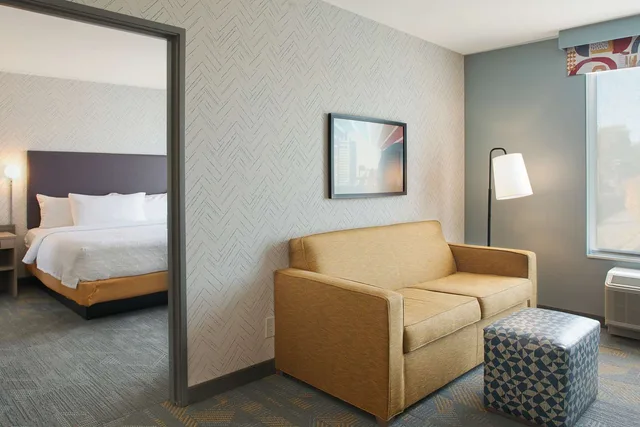 جناح بسرير كينج بغرفة نوم واحدة بحوض استحمام لذوي الإعاقة، Home2 Suites by Hilton Little Rock Midtown Medical Center 3/4