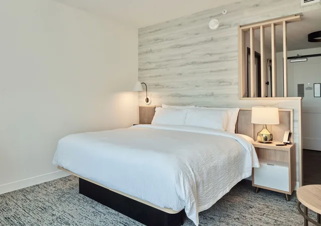 جناح بسرير كينج بغرفة نوم واحدة مع أريكة لذوي الإعاقة، TownePlace Suites Chattanooga South/East Ridge 2/4