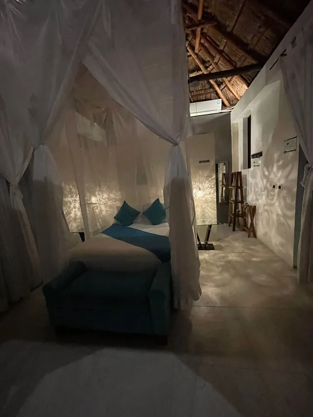 Basic, Double Bed, Cabanas Luxury 6/10