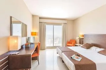 غرفة بشرفة مفردة بسرير مزدوج، Bahia Calpe Hotel by Pierre and Vacances 1/1