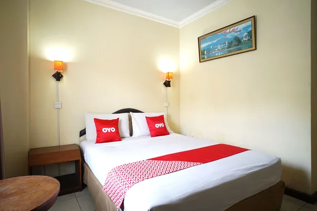 غرفة ديلوكس بسرير مزدوج، OYO 2015 Bandara Hotel Balikpapan 3/7