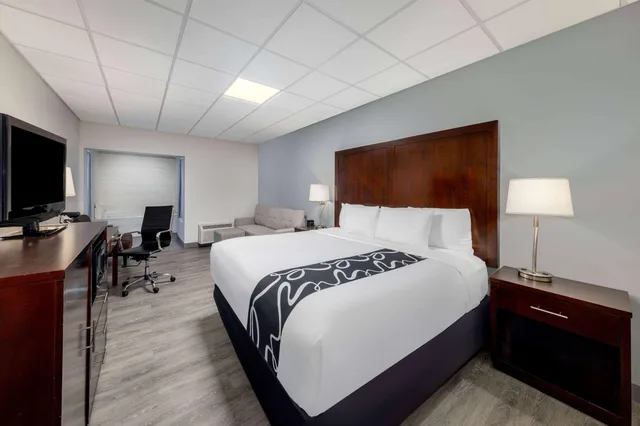 جناح بسرير كينج، La Quinta Inn Lynnwood 2/5