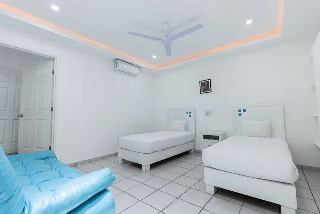 جناح عائلي بأربعة أسرّة مع أريكة، Loft Hotel Malecon Vallarta 10/10
