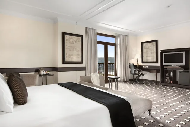 غرفة ديلوكس بسرير كوين، Eurostars Palacio Buenavista 2/7