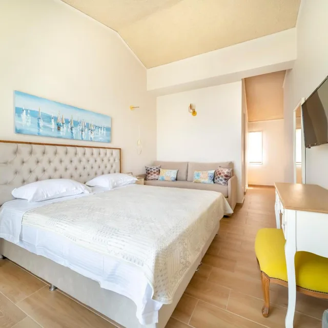 جناح جونيور بإطلالة على البحر، Hotel Agia Markella 2/10