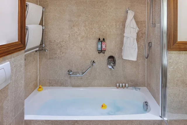 غرفة عائلية بسريرين منفصلين، Starhotels Anderson 9/10