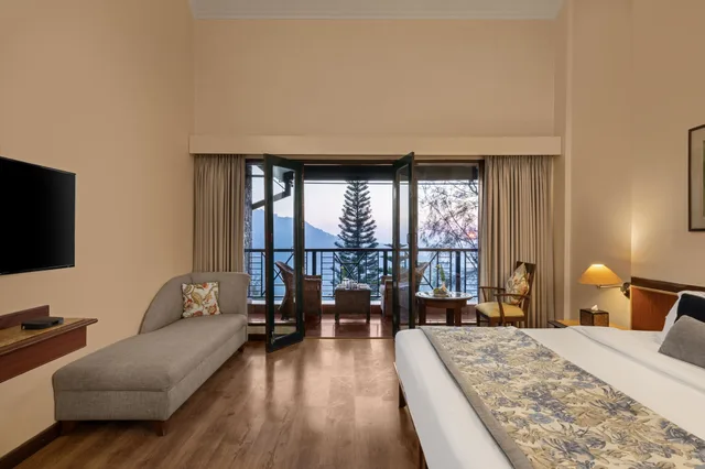 Superior, Double Bed, Valley View, Balcony، Baikunth Resort Kasauli 3/4