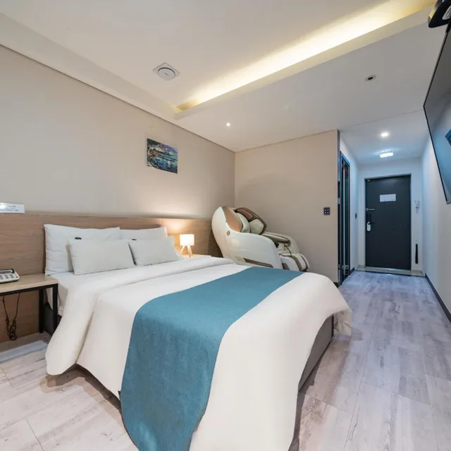 غرفة بزنس بسرير مزدوج، Suwon Dono1796 Hotel 1/9