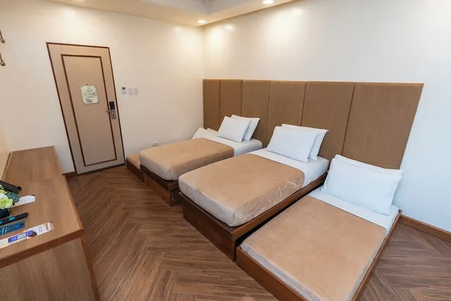 Deluxe, Multiple Beds، Kabayan Hotel Pasay 1/9