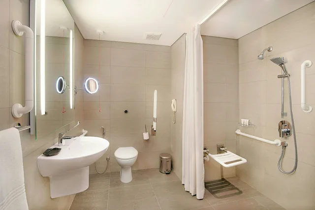 غرفة، Le Meridien Abu Dhabi 4/5