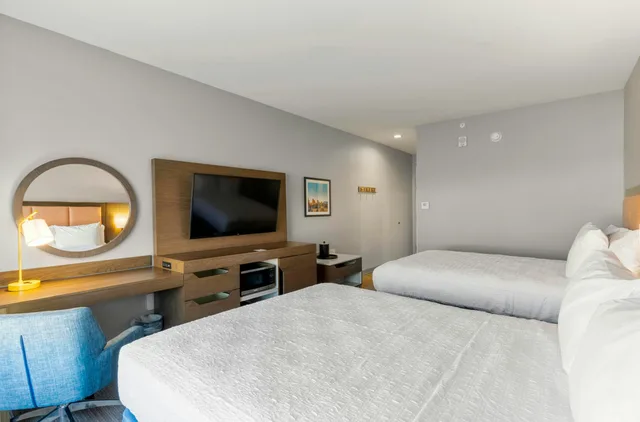 غرفة بسريرين كوين لذوي الإعاقة، Hampton Inn Colorado Springs Northeast CO 4/7