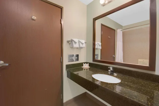 غرفة بسريرين كوين، Baymont By Wyndham Rapid City 4/5