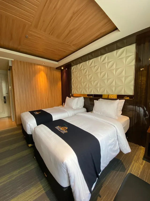 غرفة تنفيذية بسريرين منفصلين، Avery de Grand City Hotel Bandung 1/2