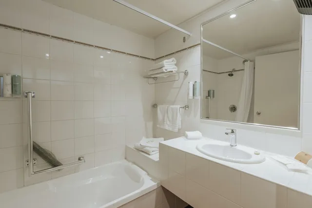 شقة بسريرين كينج مع أريكة، Edgewater Hotel 4/5