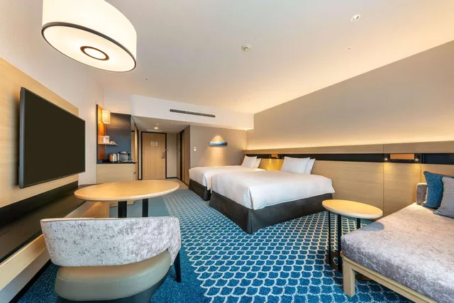 غرفة تنفيذية بسريرين مزدوجين بإطلالة على البحر، Hilton Tokyo Bay 3/4