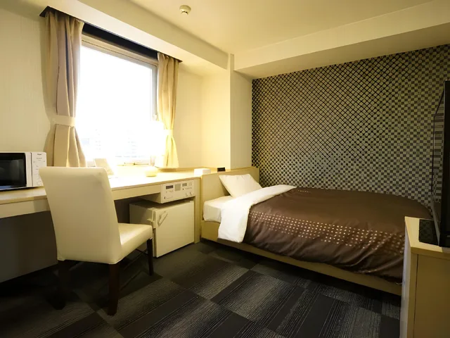 Semi Room, Double Bed, Smoking، Hotel Livemax BUDGET Kyoto Gojo 1/3