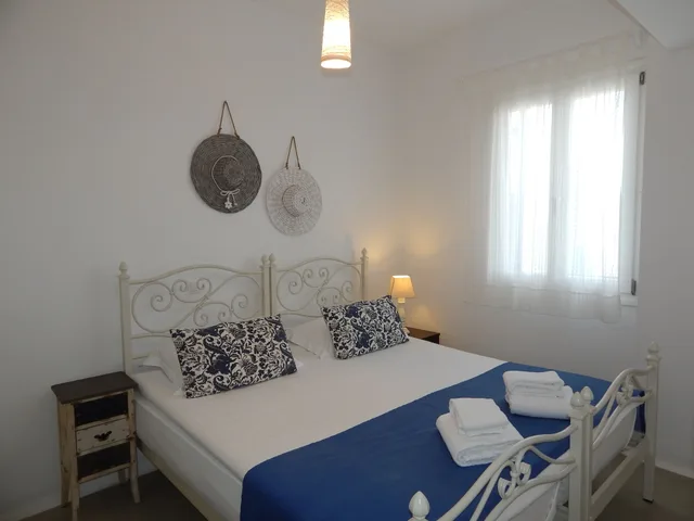 1 Bedroom, Deluxe, Apartment, Queen Bed, Sea View, 2 Sofa, Dolphin Kastraki Studios 1/9