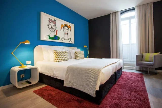 Superior, Queen Bed, Square View، Internacional Design Hotel 3/5