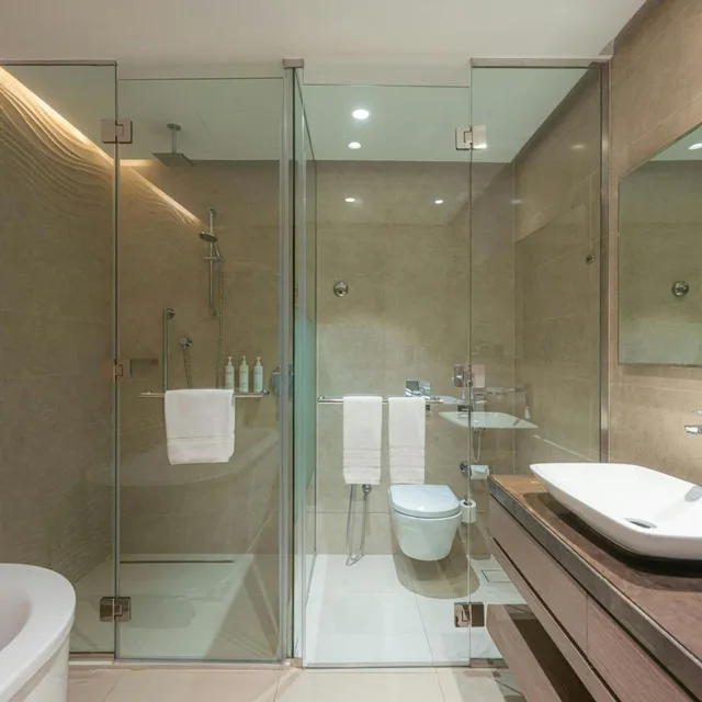 Junior Suite, King Bed, Courtyard By Marriott Al Barsha Dubai 5/8
