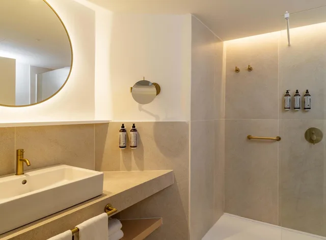 غرفة بريميوم عائلية بإطلالة على الحديقة بشرفة، Iberostar Selection Albufera Park 2/2