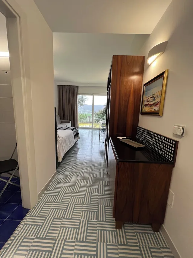 استوديو كومفورت بسرير كوين مع أريكة، Hotel Myrtus 4/8